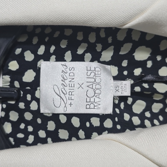 Lovers and friends x BECAUSE IM ADDICTED Addicted to Love Blazer in Cream - Picture 3 of 4